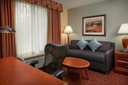 Hilton Garden Inn Newport News - image 13