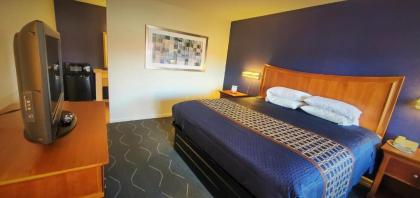 Economy 7 Inn- Newport News - image 10