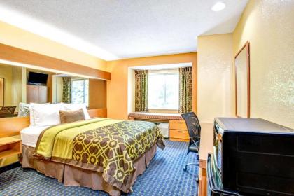 Microtel Inn & Suites Newport News - image 8