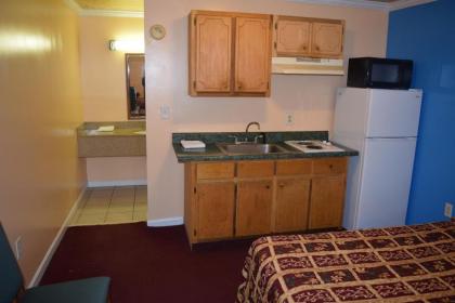 Fort Eustis Inn - image 11