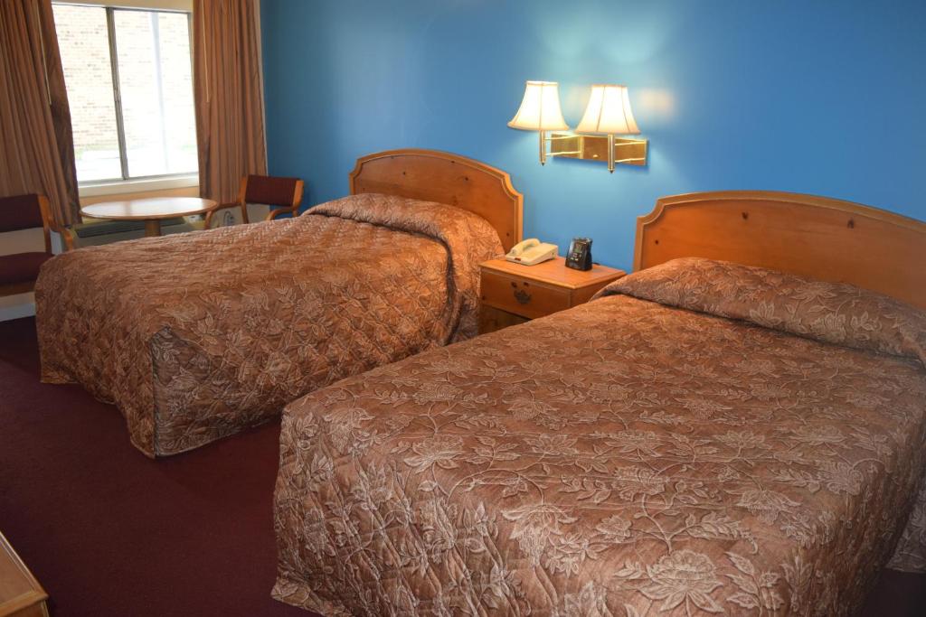 Fort Eustis Inn - image 5