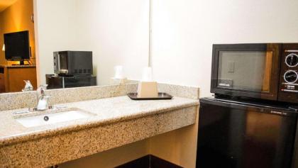 Express Inn Newport News - image 14