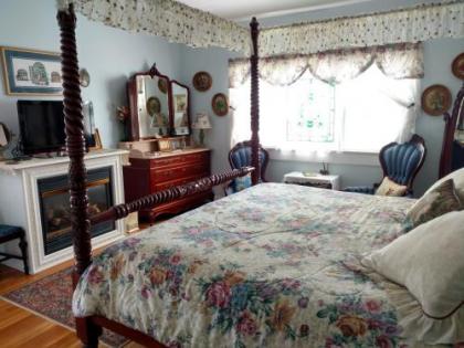 Armistead Cottage Bed & Breakfast - image 5