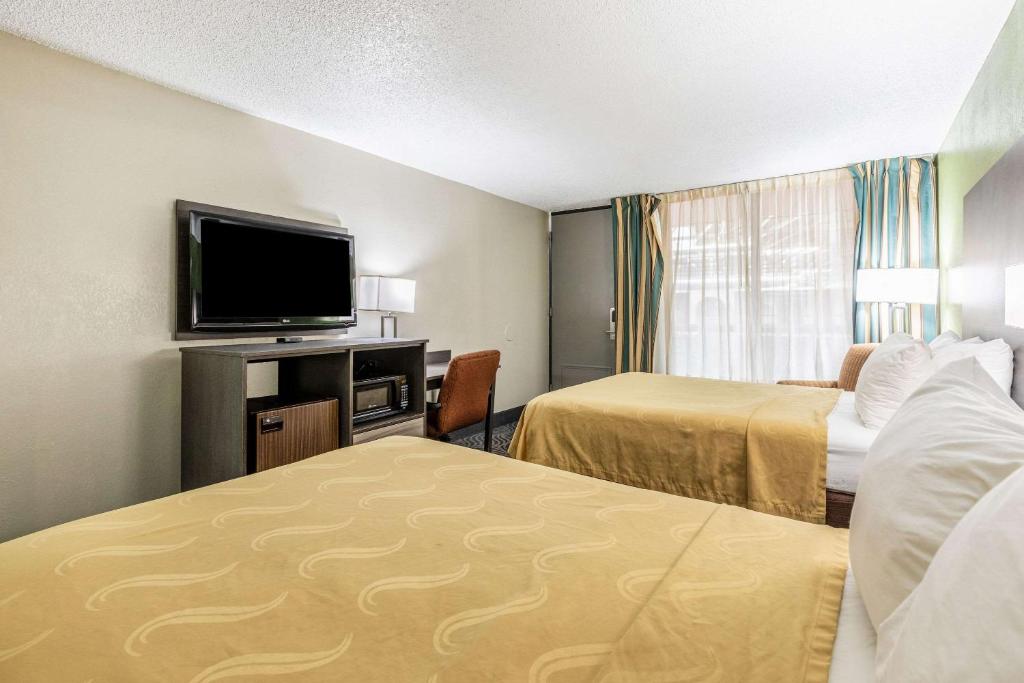 Quality Inn Newport - image 7