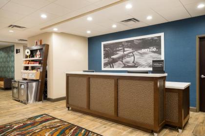 Hampton Inn Newport - image 12