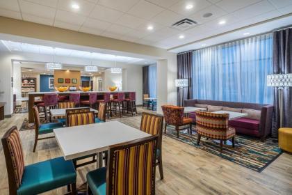 Hampton Inn Newport - image 5