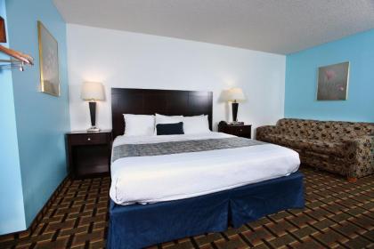 Coratel Inn & Suites Newton - image 2