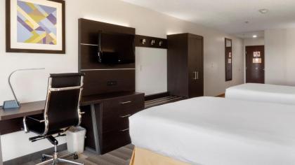 Holiday Inn Express Hotel & Suites Newton Sparta an IHG Hotel - image 10