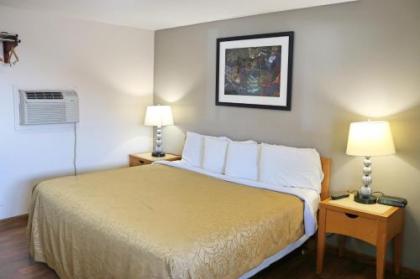 Budget Host Inn Niagara Falls - image 3