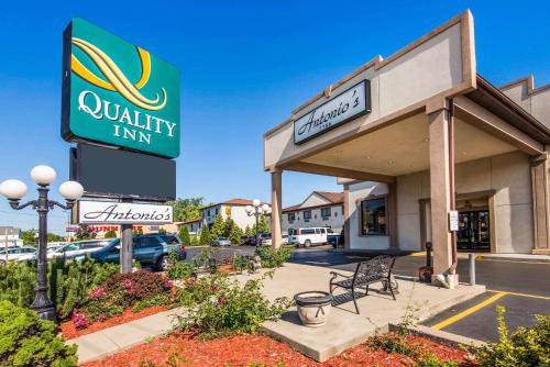 Quality Inn Niagara Falls - image 3