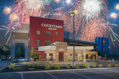 Courtyard by Marriott Niagara Falls USA - main image