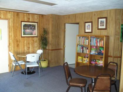 Lake Minden Camping Resort Cottage 1 - image 3