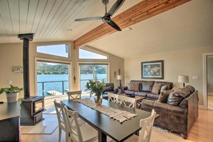 Updated Lakefront Home with Deck on Long Lake! - image 4