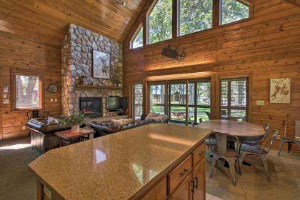 Alluring Nisswa Cabin on Gull Lake with Fireplace! - image 14