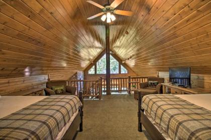 Alluring Nisswa Cabin on Gull Lake with Fireplace! - image 6