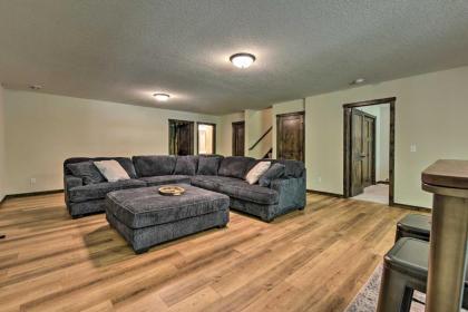 Modern Nisswa Escape with Deck Near Gull Lake! - image 10