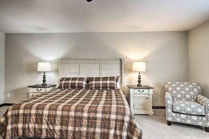 Resort Townhome Situated Right by Gull Lake! - image 13