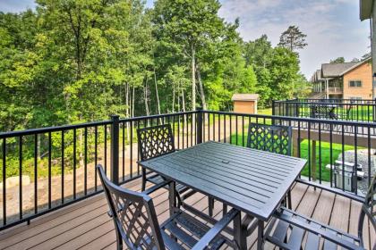 Resort Townhome Situated Right by Gull Lake! - image 3