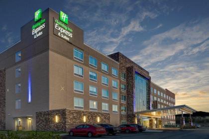 Holiday Inn Express & Suites INDIANAPOLIS NE - NOBLESVILLE - image 2