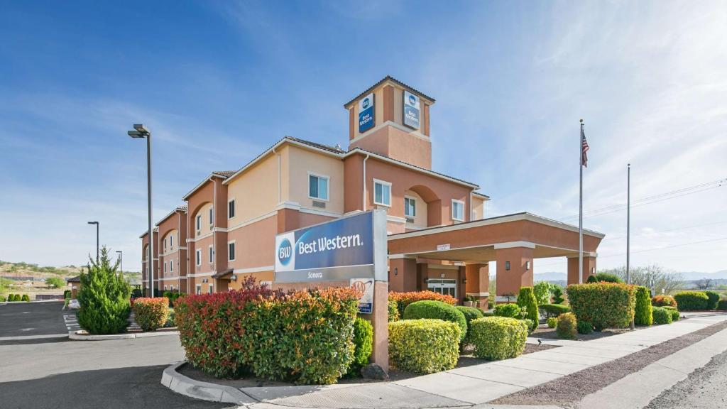 Best Western Sonora Inn & Suites - main image