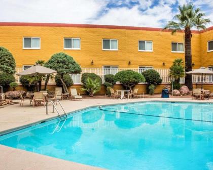 Quality Hotel Americana Nogales - image 13