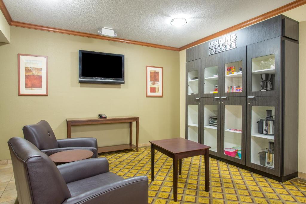 Candlewood Suites Nogales an IHG Hotel - image 5