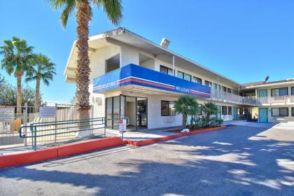 Motel 6-Nogales AZ - Mariposa Road - image 11