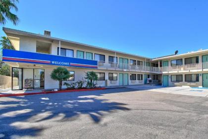 Motel 6-Nogales AZ - Mariposa Road - image 12