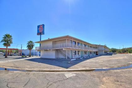 Motel 6-Nogales AZ - Mariposa Road - image 15