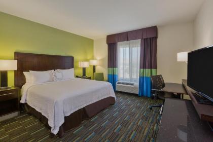 Fairfield Inn & Suites Riverside Corona/Norco - image 12