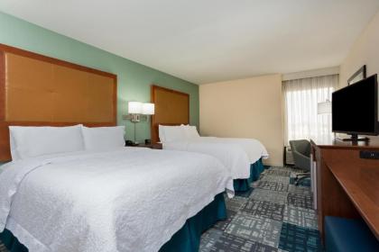 Hampton Inn Norcross - image 7