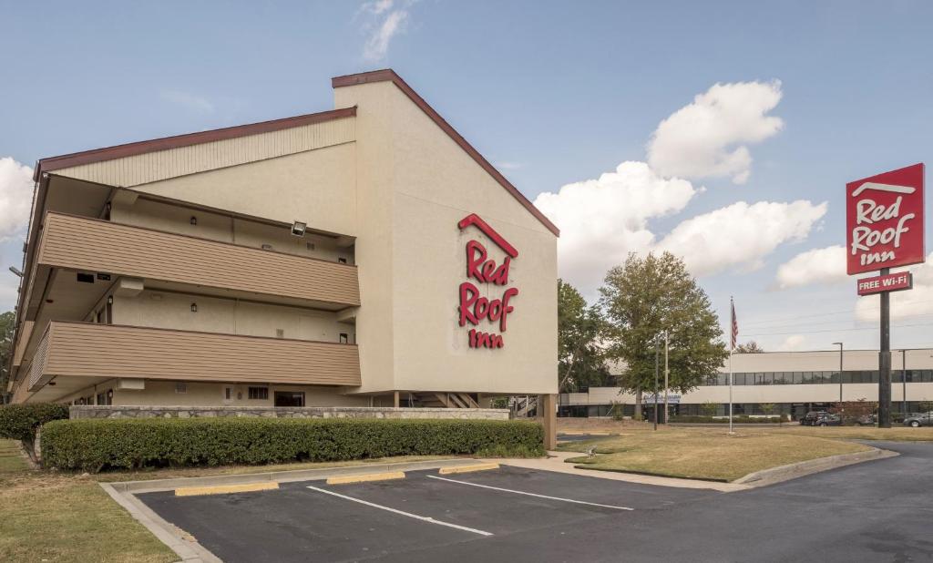 Red Roof Inn Atlanta-Norcross - image 4