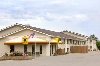 Super 8 by Wyndham Norfolk - image 2