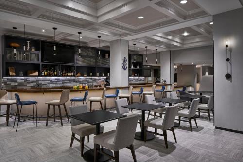 Delta Hotels by Marriott Norfolk Airport - image 5