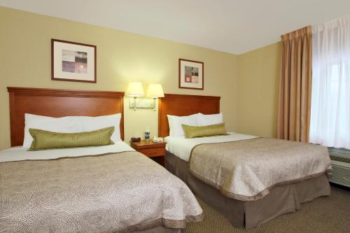 Candlewood Suites Norfolk Airport an IHG Hotel - image 5