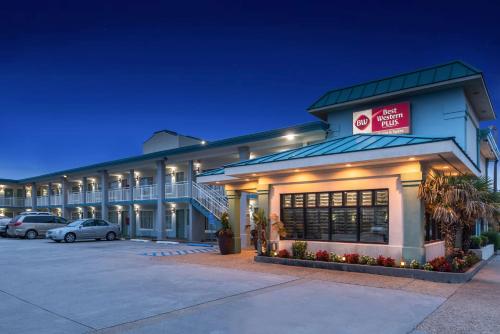 Best Western Plus Holiday Sands Inn & Suites - main image