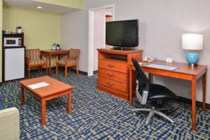 Best Western Plus Holiday Sands Inn & Suites - image 4