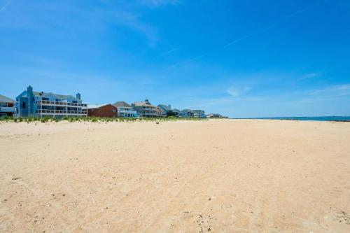 Dune Cottage Shore Suite (2-Bd/2-Bth Beach Condo) - image 2