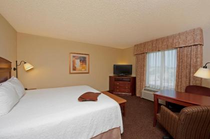 Hampton Inn & Suites Bloomington Normal - image 8