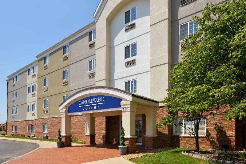 Candlewood Suites Bloomington-Normal - main image