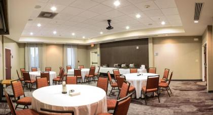 Courtyard by Marriott Norman - image 11