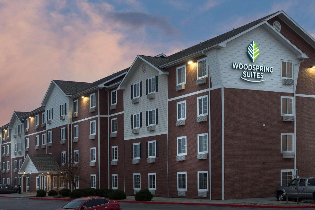 WoodSpring Suites Oklahoma City Norman - image 5