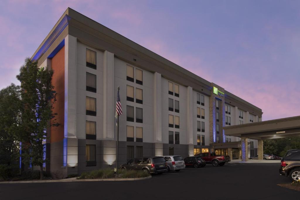 Holiday Inn Express Andover North - Lawrence - main image