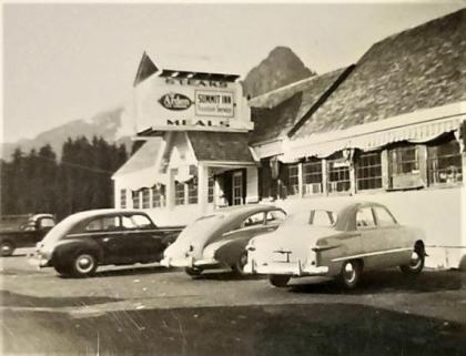 The Summit Inn - image 15