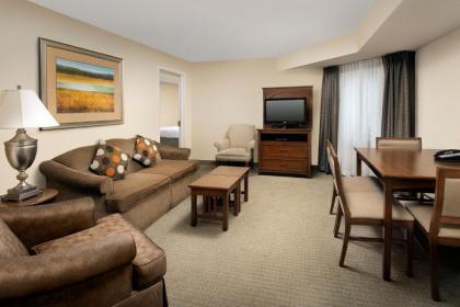 Staybridge Suites North Brunswick an IHG Hotel - image 9