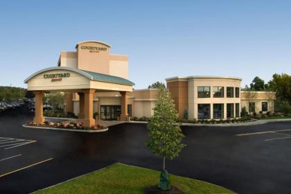 Courtyard by Marriott Canton - image 12