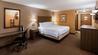 Best Western Plus North Canton Inn & Suites - image 12