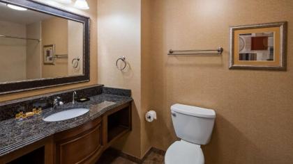 Best Western Plus North Canton Inn & Suites - image 7