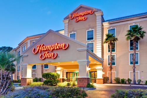 Hampton Inn Charleston North - main image