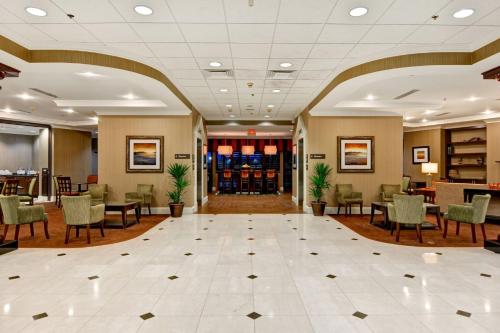 Hampton Inn Charleston North - image 3